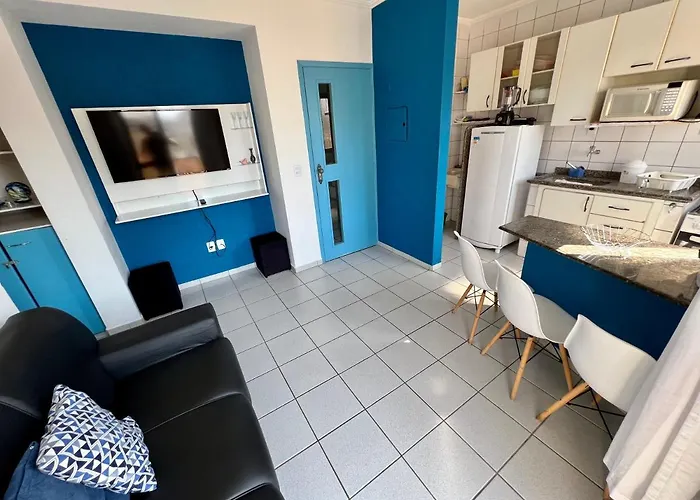 Apartamento na praia grande próximo a feirinha e mercado Ubatuba